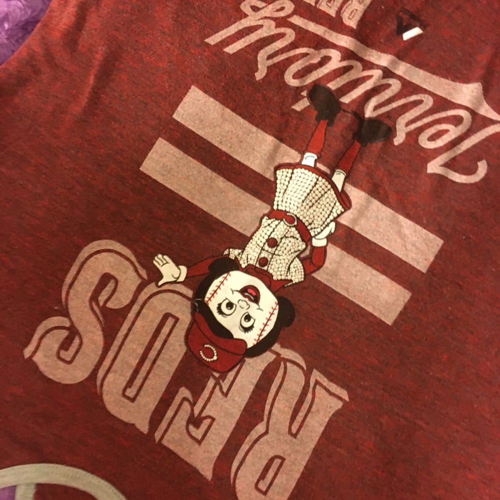 Cincinnati reds tank